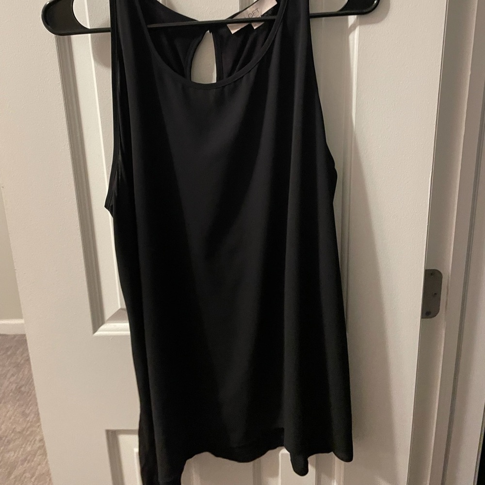 Loft black tank top size  XXL. Never worn.